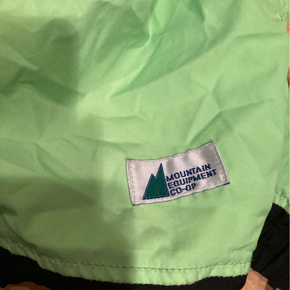 MEC Runners Ventilation Jacket size Large - Picture 2 of 6